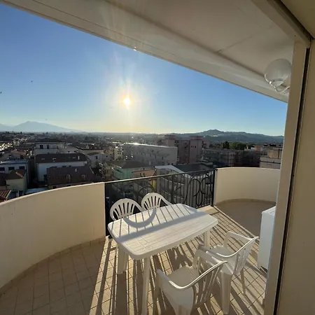 A Due Passi Dal Mare Apartment